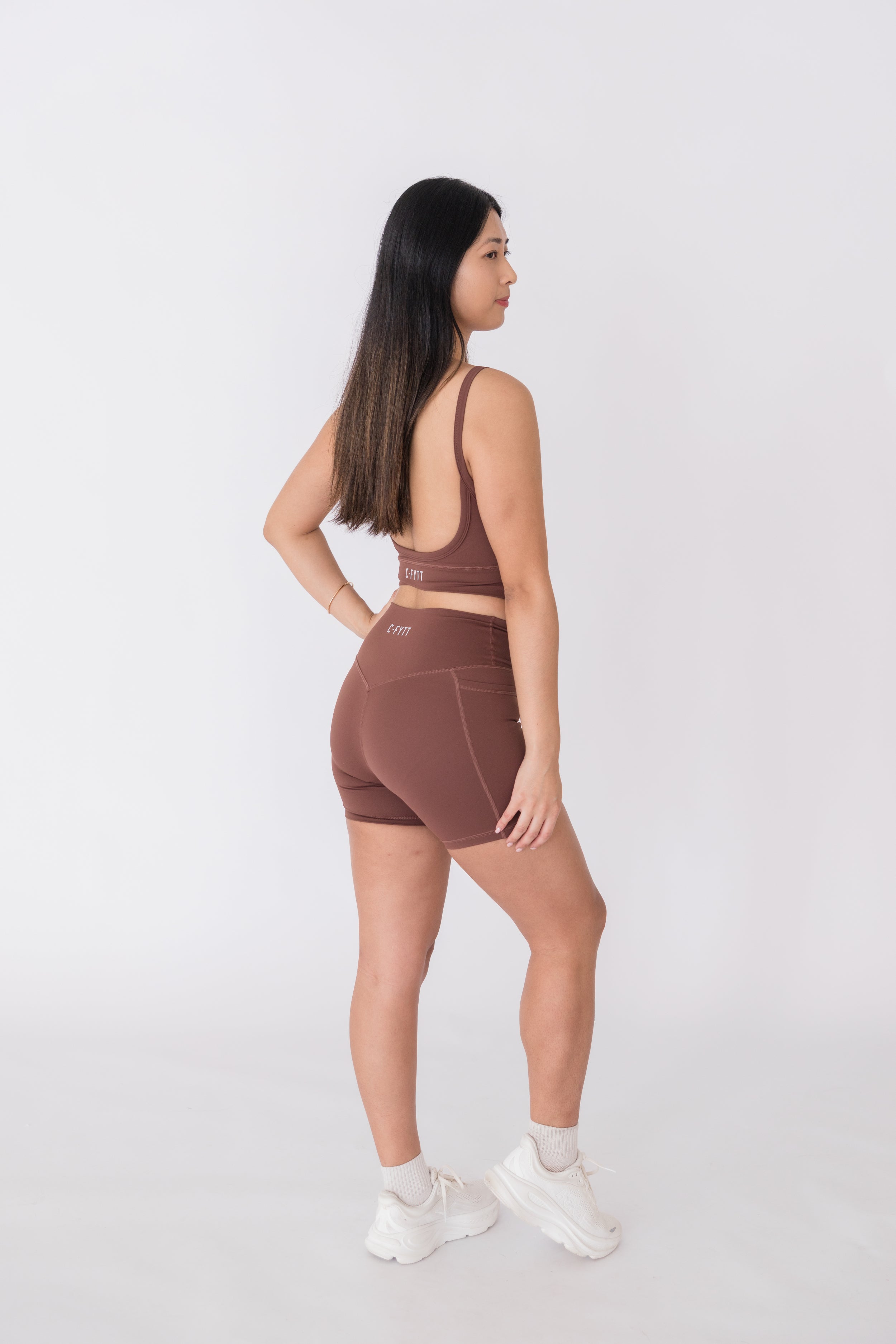 Aera Fitted Crop Top